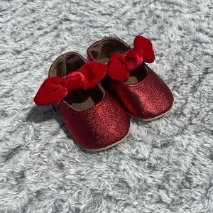 Myggpp Size 3 Red Shiny Dress Shoes with Velvet Bow